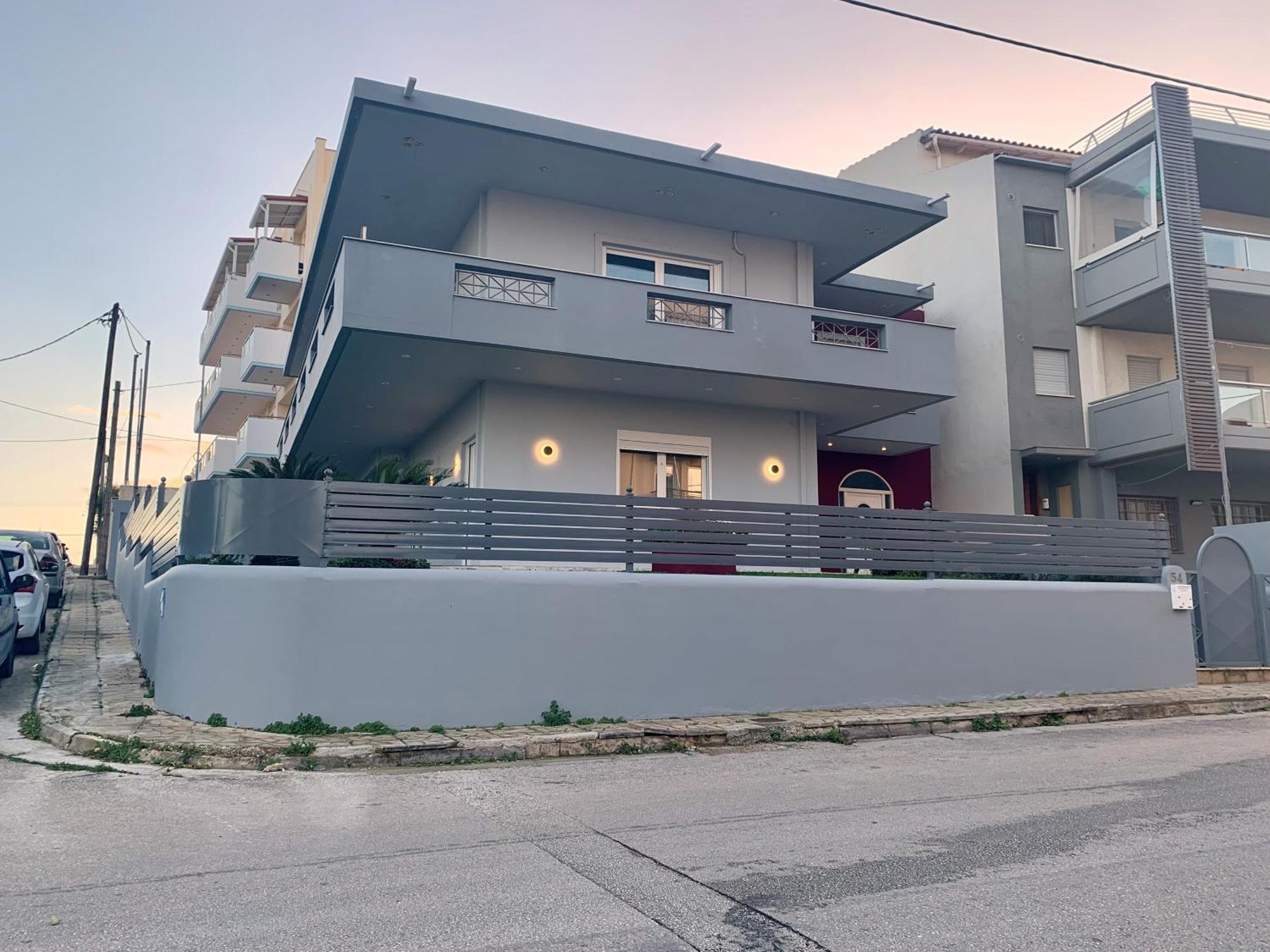 Modern Mint Sunny House Near The Airport Apartment Spata (East Attica)