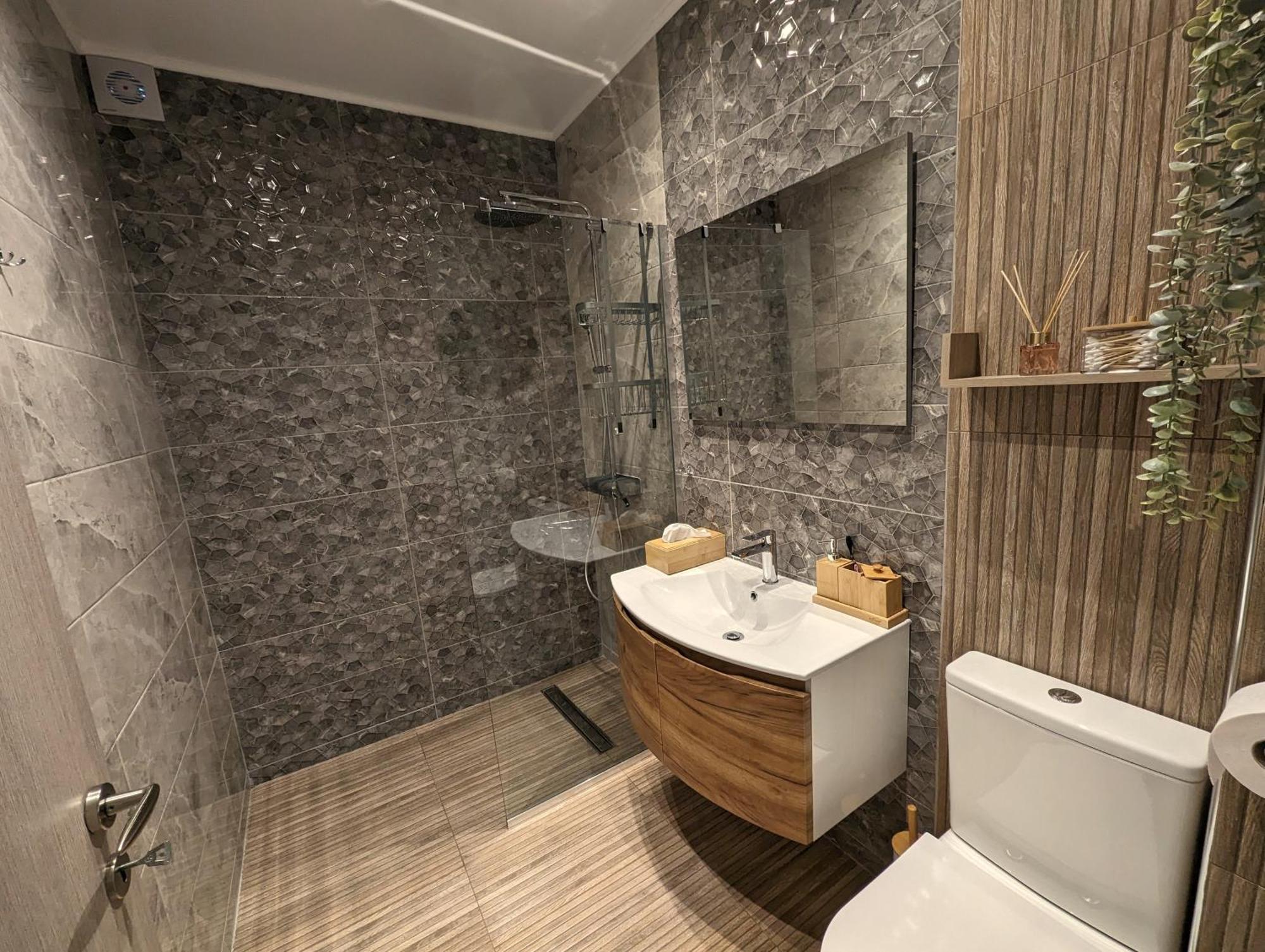 Apartment Modern Mint Sunny House Near The Airport Spata (East Attica)